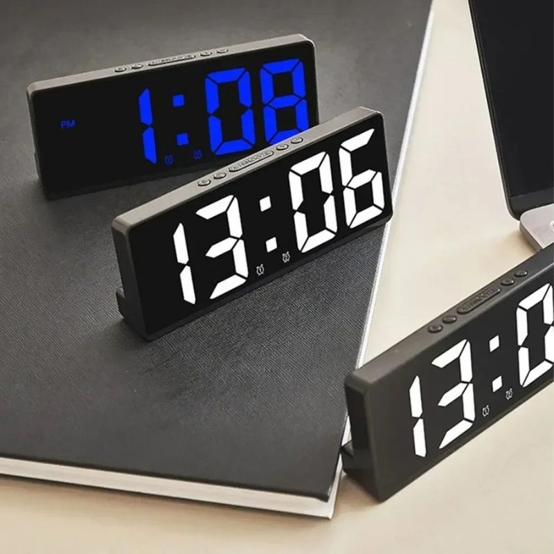 Réveil numérique LED avec double affichage bleu et blanc – Top Réveil